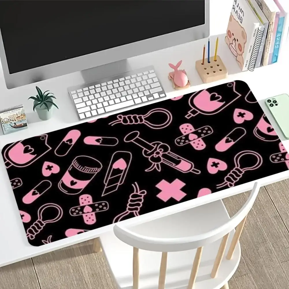Kawaii roze medisch patroon ga - Desk Setup Pc And Laptop recensie en prijs